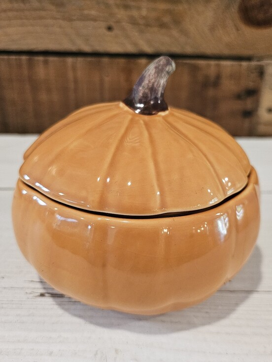 Harry & David Other - Vintage Harry & David Ceramic Pumpkin Covered Bowl - Orange
